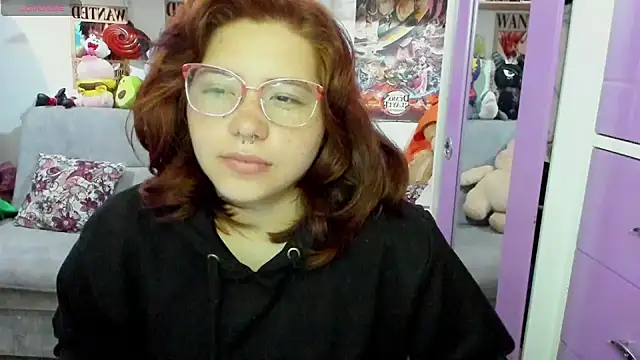 soficammy online show from December 22, 9:42 pm