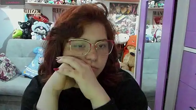 soficammy online show from December 28, 2:54 am