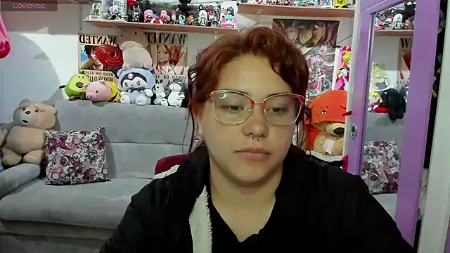 soficammy online show from February 9, 1:00 am