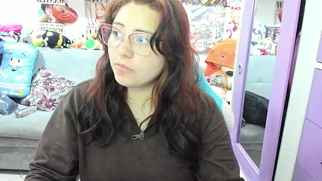 soficammy online show from October 3, 8:39 pm