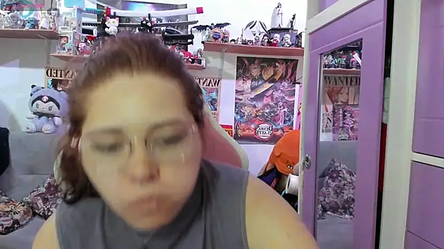 soficammy online show from March 13, 9:54 pm