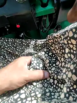 Snapshot of Kolkata___Boy chatting on December 8, 4:35 am Kolkata Boy online show from December 8, 4:35 am